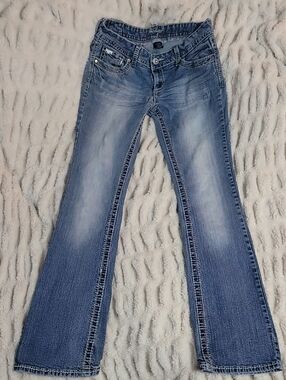 Amethyst Jeans Women's Light Wash Blue Denim Jeans